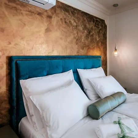 Luxury Vindemiae Guest house