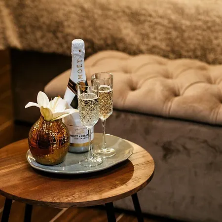 Apartament Luxury Vindemiae