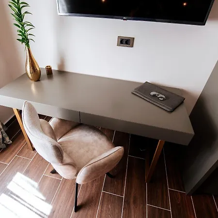 Apartament Luxury Vindemiae