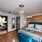 דירה Luxury Vindemiae