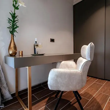 Luxury Vindemiae Ζαντάρ