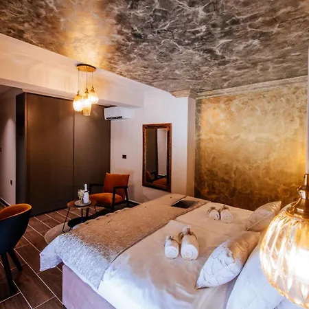 Luxury Vindemiae * Ζαντάρ