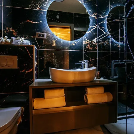 Luxury Vindemiae * ザダル